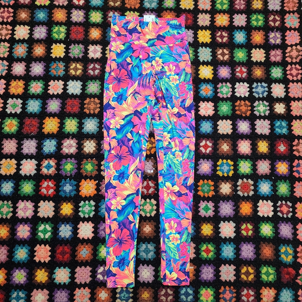 NWT Coquetry Clothing High Waisted Leggings Tahitian Floral UV reactive Spandex